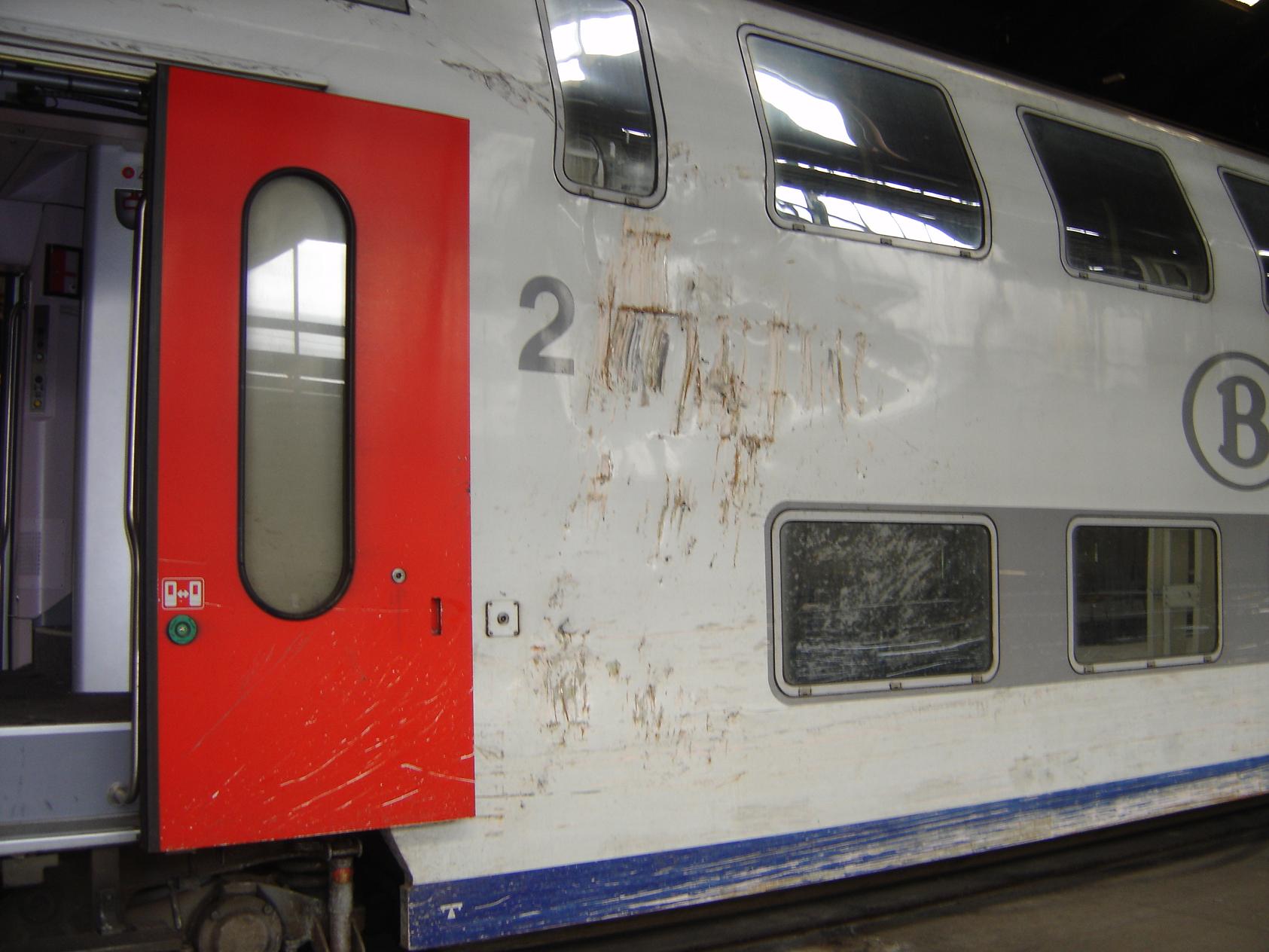 dd M6 - crash 5.JPG