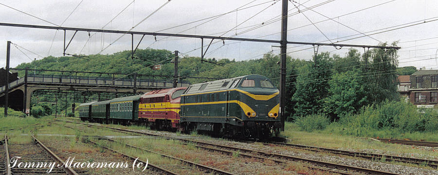 6077+1603 te Tilleur op 20 mei 2006.jpg