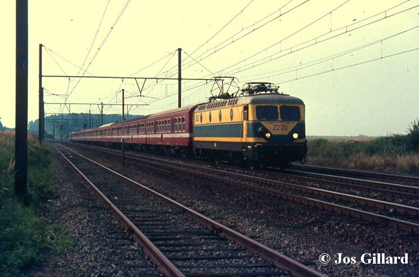 2220 ge. M4-Ezemaal. 11-07-83.jpg