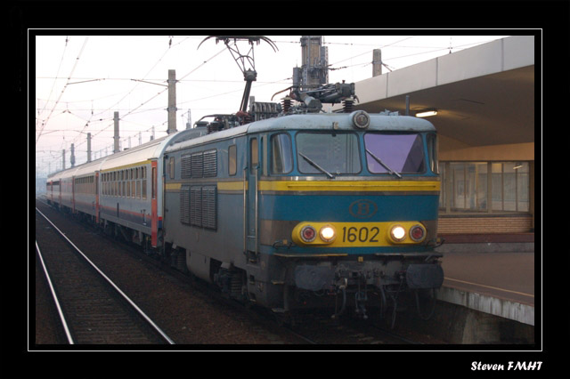 CFL03.jpg