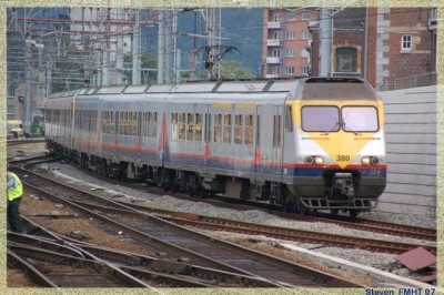 luik8.JPG (93.94 KiB) 2901 keer bekeken luik8.JPG