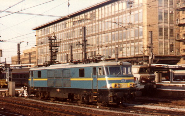 1501%2Bsncf40100FBM20071983.jpg