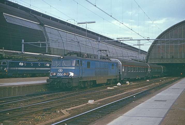 1504blauw.jpg