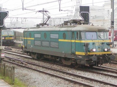 2612_Flv_10-05-2002.jpg (89.95 KiB) 4974 keer bekeken 2612_Flv_10-05-2002.jpg