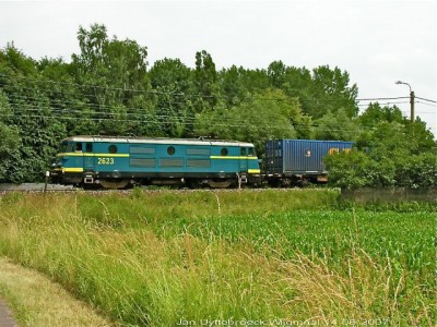 2623.jpg (99.98 KiB) 4651 keer bekeken 2623.jpg
