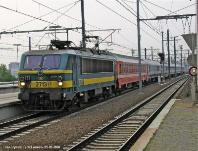 2712.jpg (87.96 KiB) 5129 keer bekeken 2712.jpg