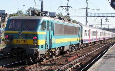 2717a.jpg (77.28 KiB) 5331 keer bekeken 2717a.jpg