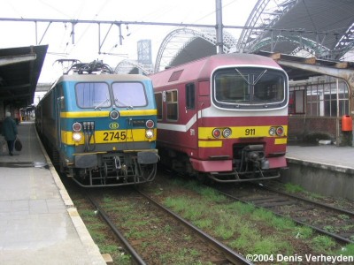 HLE2745 te Leuven op 09/04/2004.