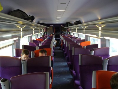 Interieur TGV-Refurbished - kopie.jpg (141.31 KiB) 552 keer bekeken Het nieuwe interieur van de TGV's. Was al eens besproken op het forum, zal de rest van de foto's en uitleg in dat topic plaatsen.