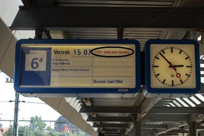 let op het vertrek bord te Maastricht voor de IC-O naar brussel
