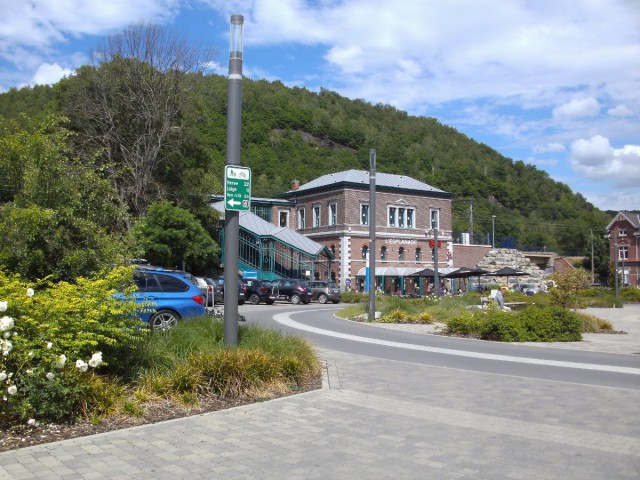 Chaudfontaine station - kopie.JPG