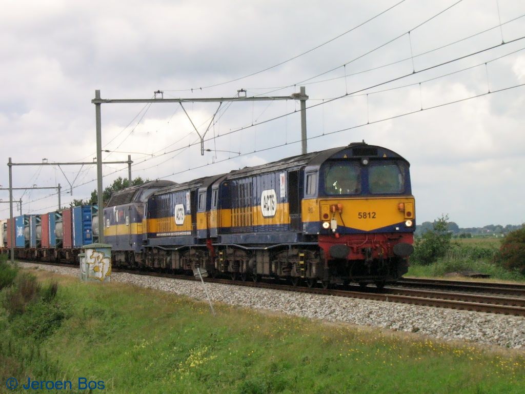 ACTS 5814+58-- en een 6700