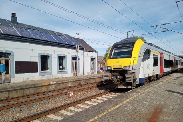 Desiro 08510 (L6089 naar Namur)